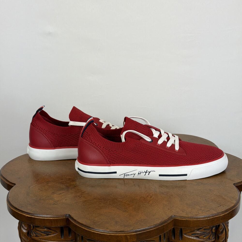 Tommy Hilfiger Red White Outsole Sneakers Tennis Shoes Men 11 Gessie NIB - Picture 4 of 6